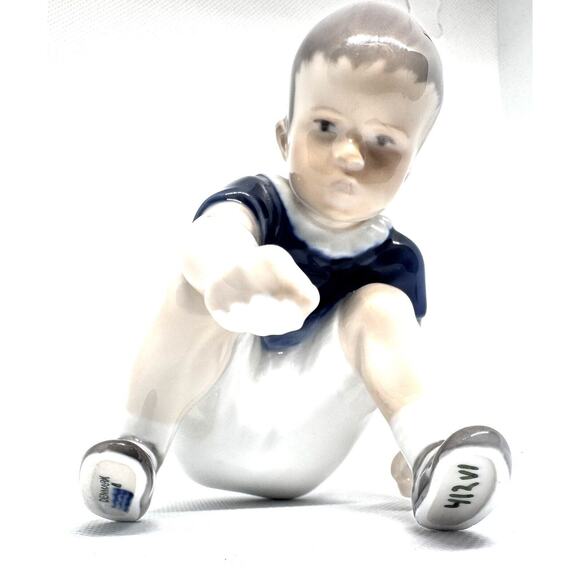 VINTAGE B & G BING AND GRONDAHL DICKIE BOY PORCELAIN FIGURINE NO. 412 VI DENMARK - Picture 3 of 9